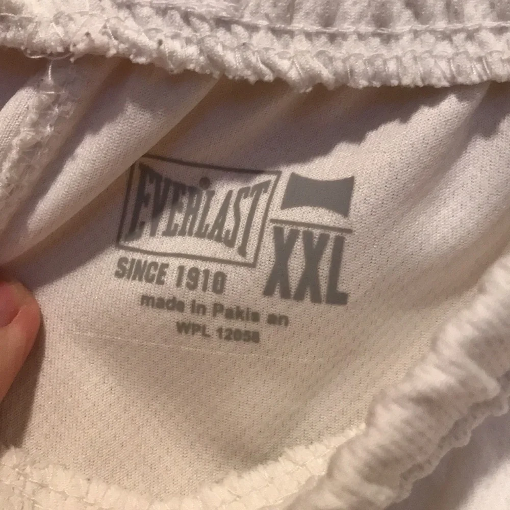 Everlast nice pair